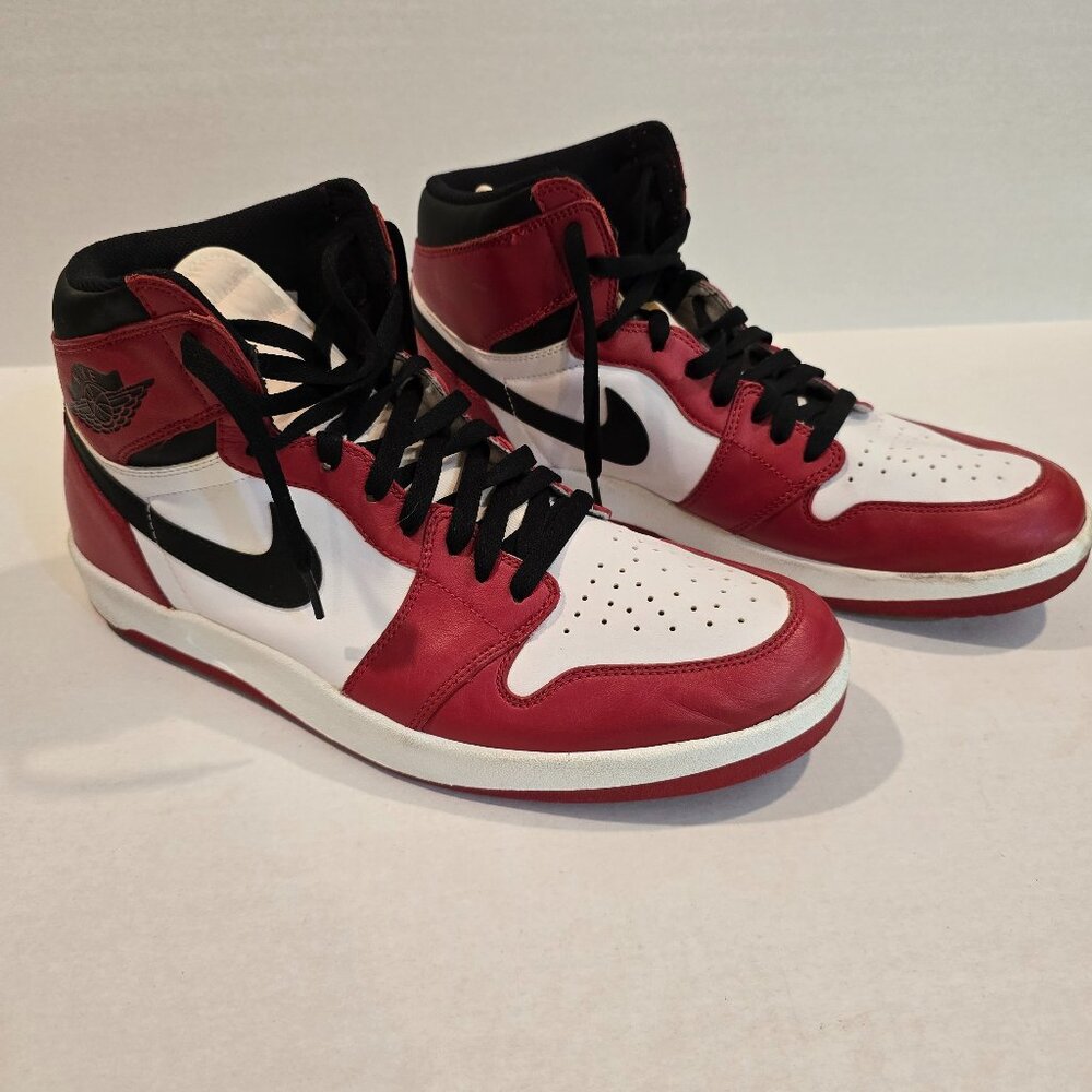Nike Men's Low-top Athletic Shoe Size 12 Red, White, Black